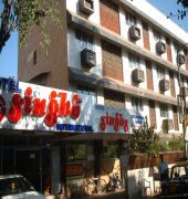 Hotel Singhs International Mumbai Ngoại thất bức ảnh